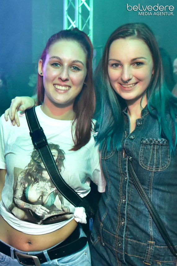 Party im Jugendclubhaus in Nordhausen - der Samstag