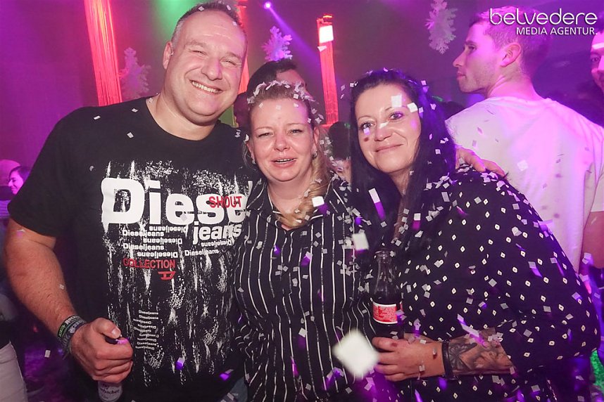 Party im Jugendclubhaus in Nordhausen - der Samstag