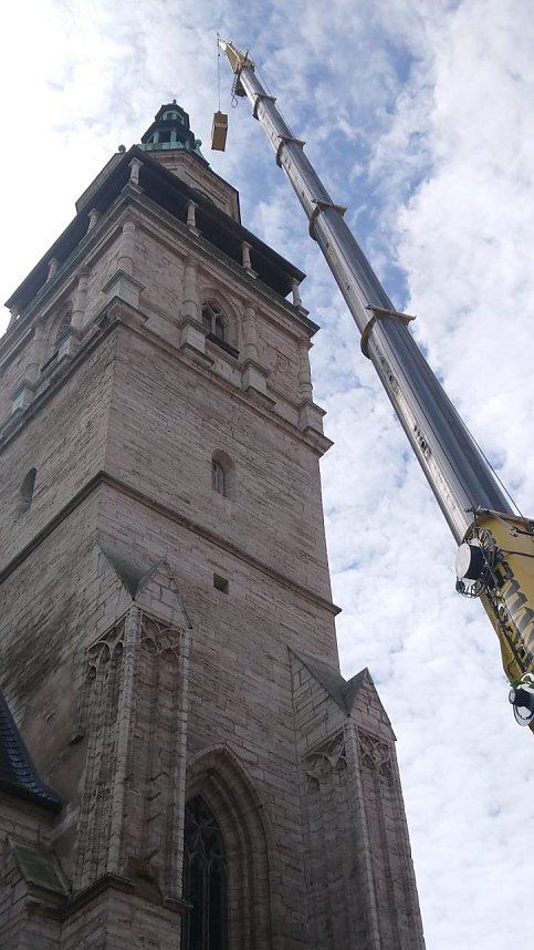 Bauarbeiten am Turm der Marktkirche in Bad Langensalza