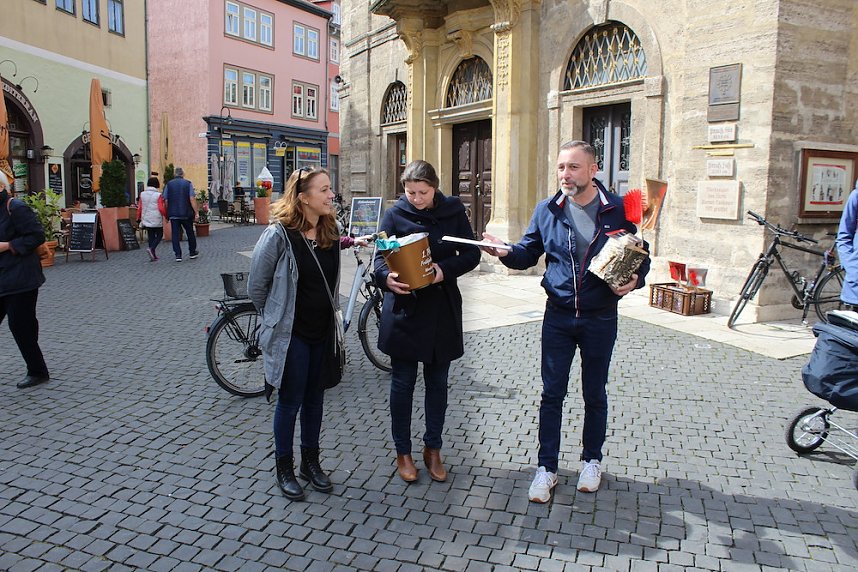 Fr&uuml;hjahrsputzaktion mit Verleihung der Goldenen Kehrschaufel