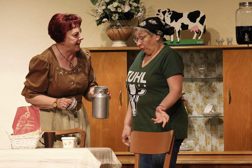 Premiere im Allmenh&auml;user Bauerntheater