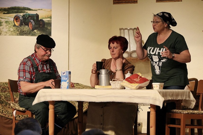 Premiere im Allmenh&auml;user Bauerntheater