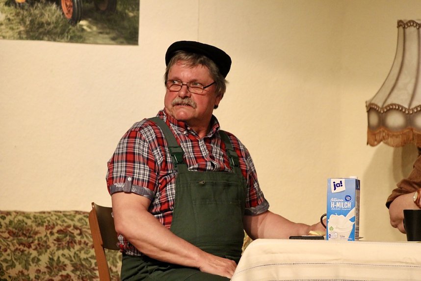 Premiere im Allmenh&auml;user Bauerntheater