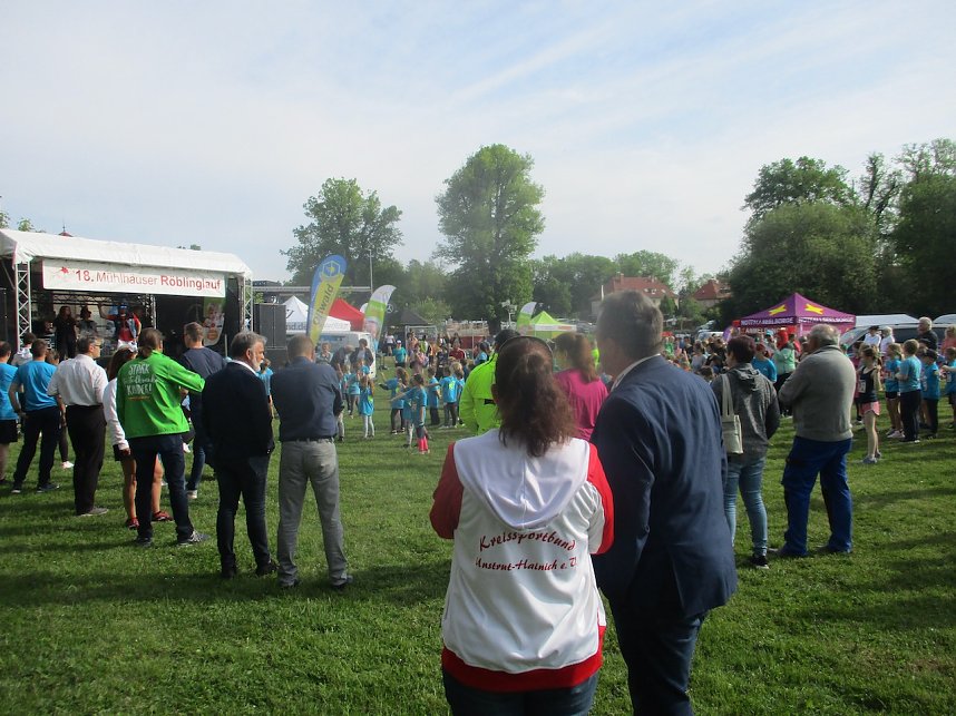 Beim R&ouml;blinglauf z&auml;hlte man nach langer Pause rund 3.000 Teilnehmer