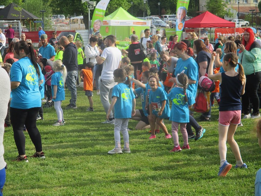 Beim R&ouml;blinglauf z&auml;hlte man nach langer Pause rund 3.000 Teilnehmer