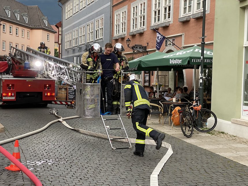 Feuerwehr&uuml;bung in der Bad Langensalzaer Altstadt