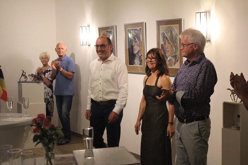 Vernissage imRathaus mit Erken von ann Vrielinck