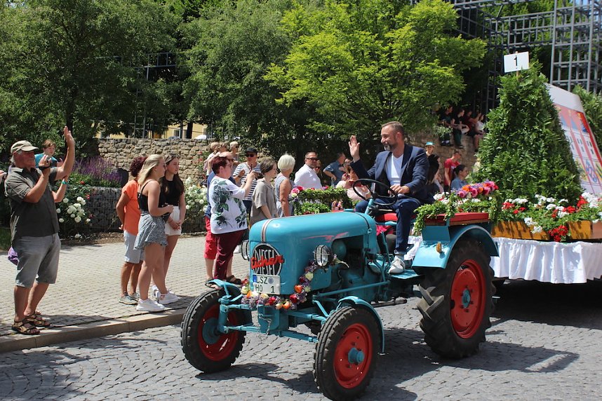 Festumzug zum Brunnenfest