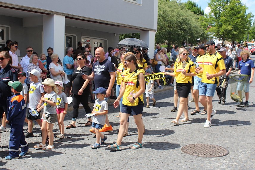 Festumzug zum Brunnenfest