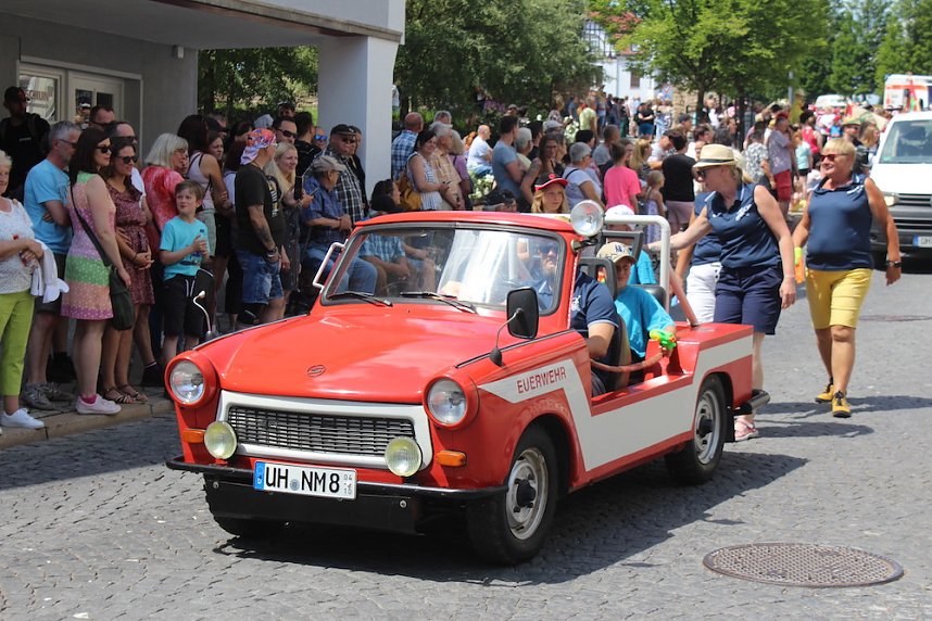 Festumzug zum Brunnenfest