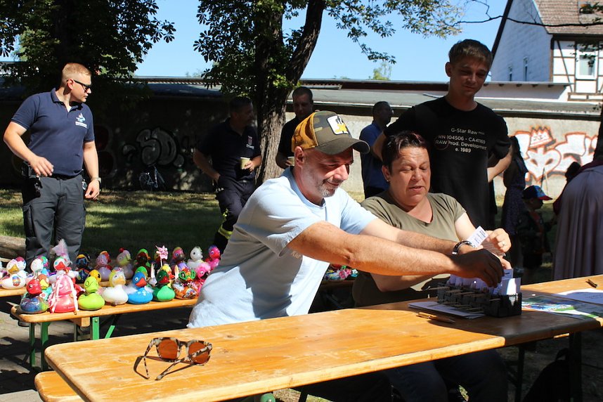 Am Start und an der Strecke des Entenrennens 2022