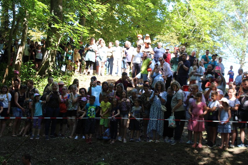 Am Start und an der Strecke des Entenrennens 2022