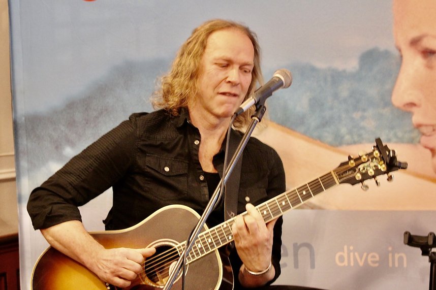 Ein Reiseb&uuml;ro und ein Restaurant hatten zu einem interessanten Abend in das Schl&ouml;sschen in Bad Langensalza geladen