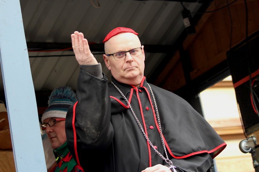 Fr&ouml;hlichbunter Karnevalsumzug in und um Bad Langensalza