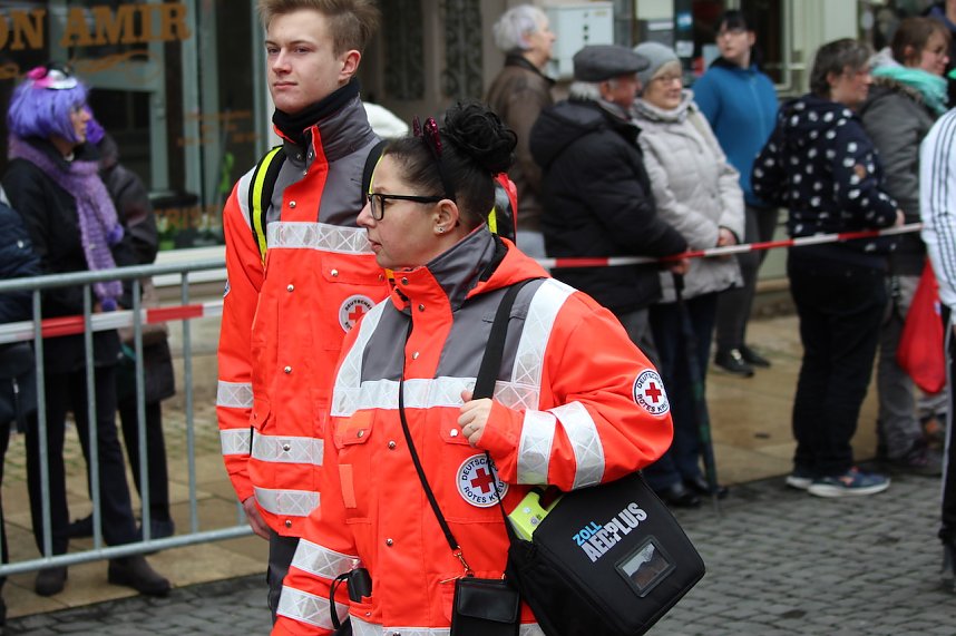ZUm Karnevalsumzug zog es viele Jecken in die Stadt Bad Langensalza
