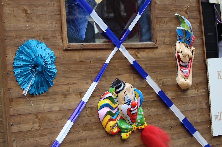 ZUm Karnevalsumzug zog es viele Jecken in die Stadt Bad Langensalza