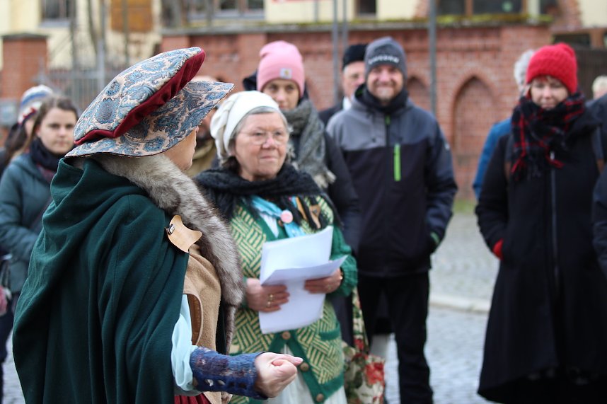 &Uuml;ber 100 G&auml;ste kamen zum Weltg&auml;stef&uuml;hrertag in die Rosenstadt Bad Langensalza, um an einer Sonderf&uuml;hrung teilzunehmen