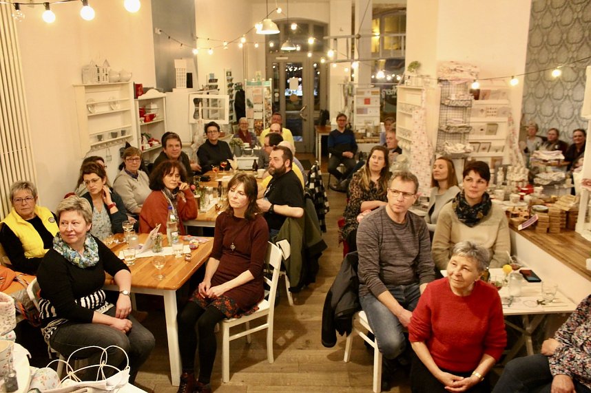 Konzert des Duoa "Feinstimmig" in Caf&eacute; Schwesterherz in Bad Langensalza
