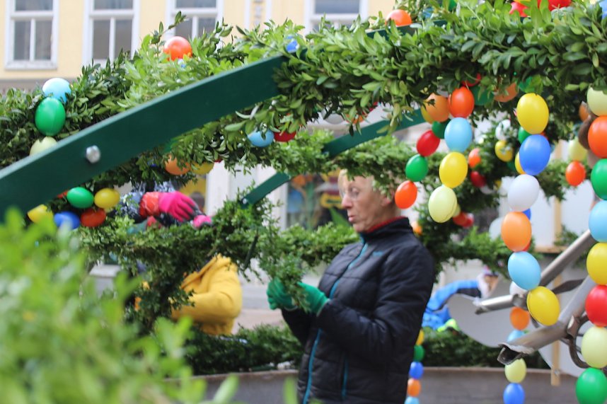 Fr&uuml;hjahrsputz am Bad Langensalzaer Rathaus