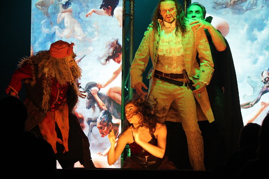 Rockthater "Faust n Roll" nach Goethe im Stocksen in Sondershausen