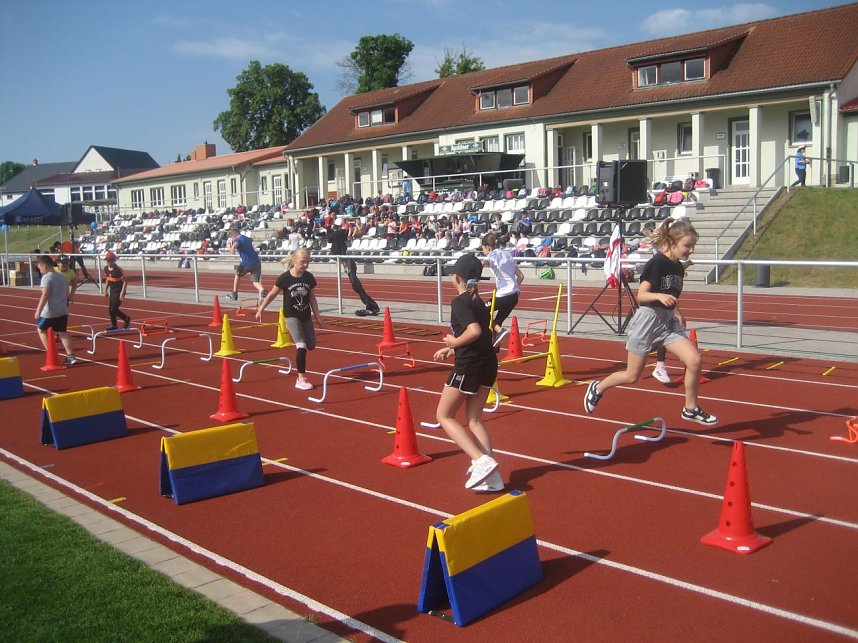 VR Bank Sporttag im Stadion der Freundschaft