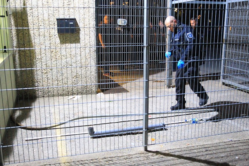 Gro&szlig;einsatz in der Gemeinschaftsunterkunft Obermehler