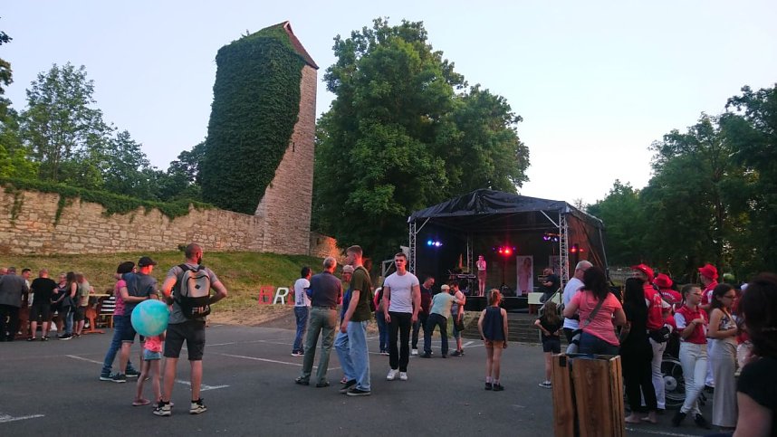 Schlagershow auf dem Jahnplatz am Freitagabend