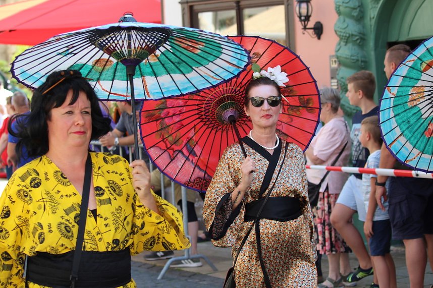 Fr&ouml;hliche Stimmung beim 210 Brunnenfest in Bad Langensalza