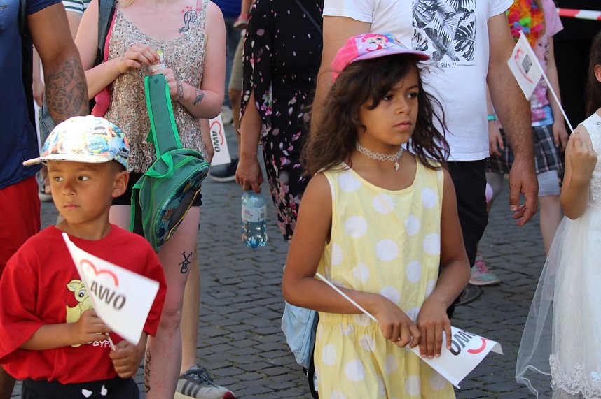 Fr&ouml;hliche Stimmung beim 210 Brunnenfest in Bad Langensalza