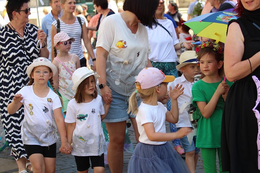Fr&ouml;hliche Stimmung beim 210 Brunnenfest in Bad Langensalza
