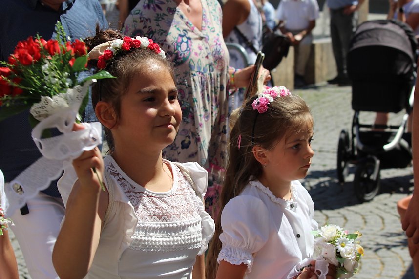 Fr&ouml;hliche Stimmung beim 210 Brunnenfest in Bad Langensalza