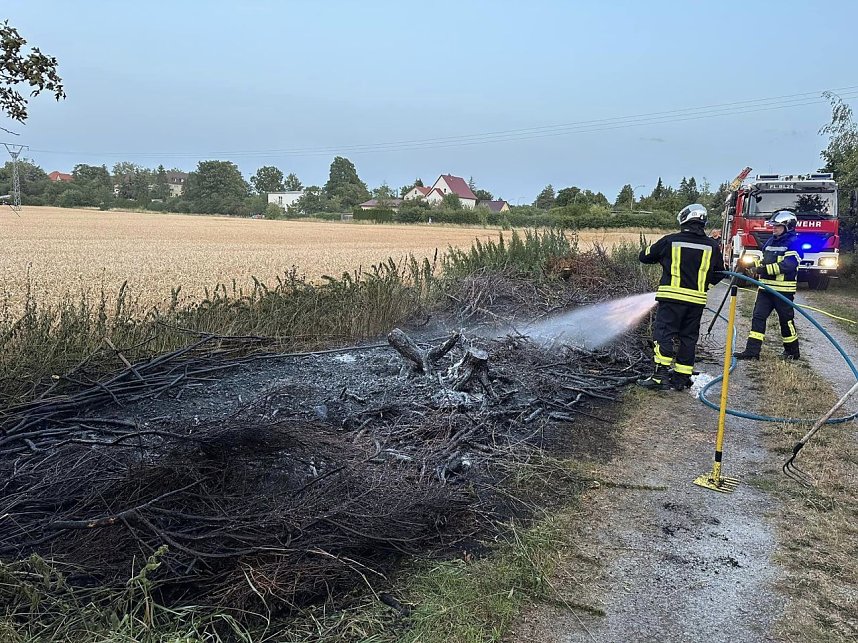 Fl&auml;chenbrand am Abend