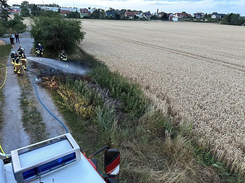 Fl&auml;chenbrand am Abend