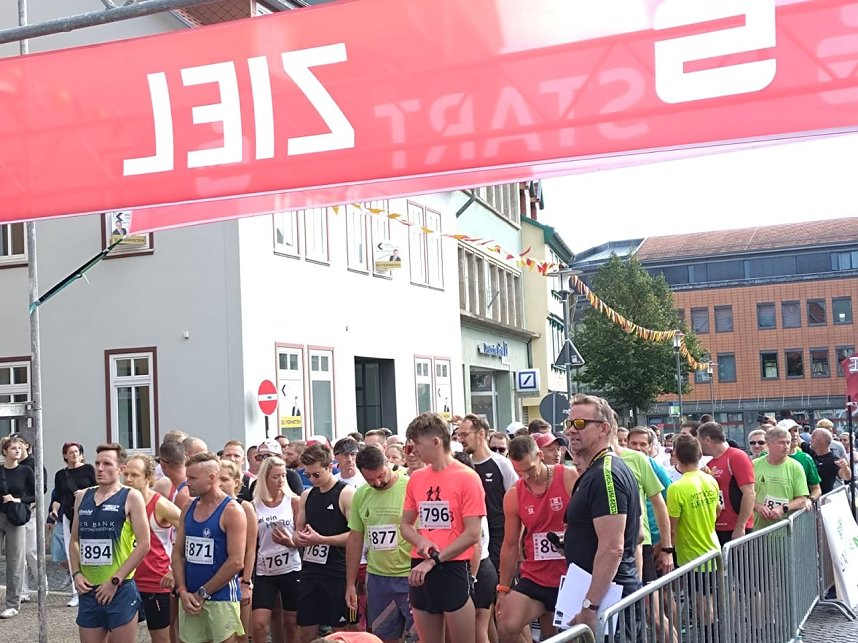 25. M&uuml;hlh&auml;user Altstadtlauf