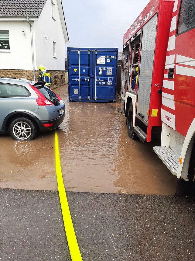 Sch&auml;den der Unwetter gestern und heute Morgen