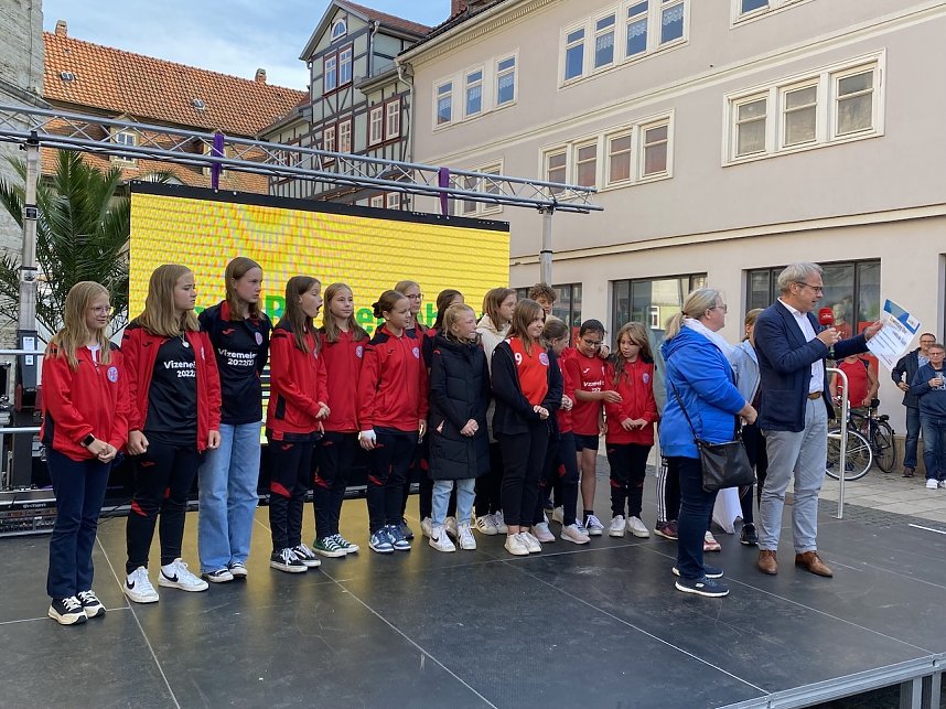 Saisoner&ouml;ffnung des THC auf dem Bad Langensalzaer Neumarkt