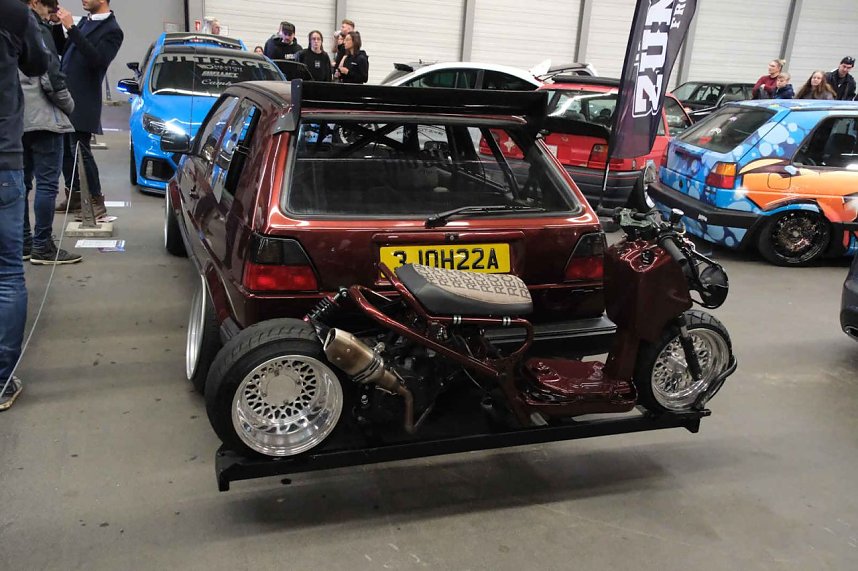 Peter Blei unterwegs auf der Automesse Erfurt