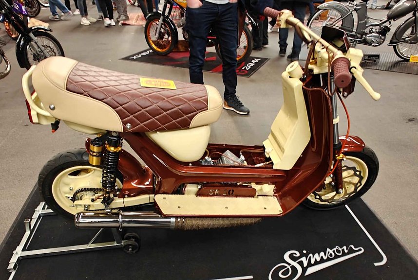 Peter Blei unterwegs auf der Motorradmesse