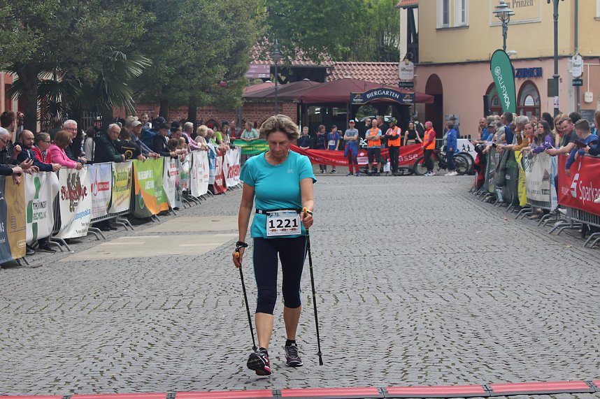 Eintausend L&auml;uferinnen und L&auml;ufer beteiligten sich am 3T&uuml;rmelauf in Bad Langensalza 2024