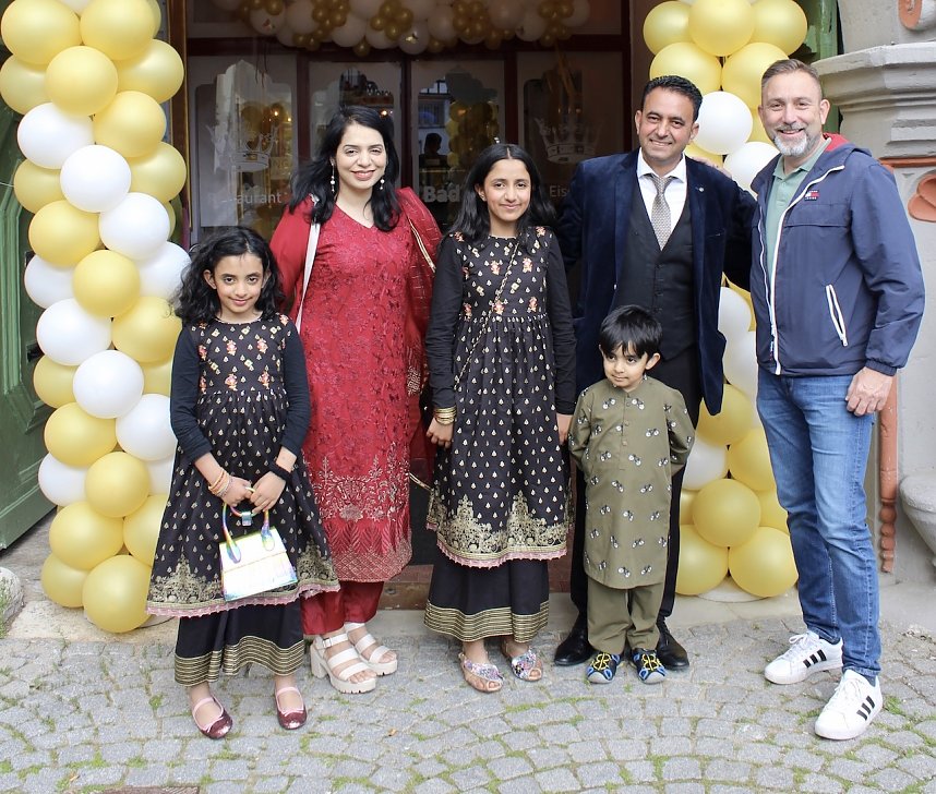 Er&ouml;ffnungsfeier mit geladenen G&auml;sten im Punjabi Bad&acute;sha