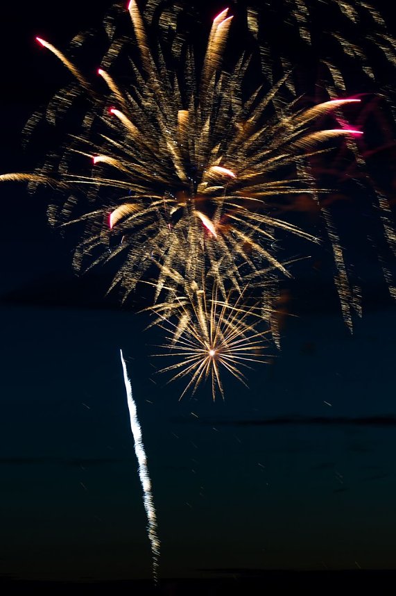 Feuerwerk zum Brunnenfest 2024
