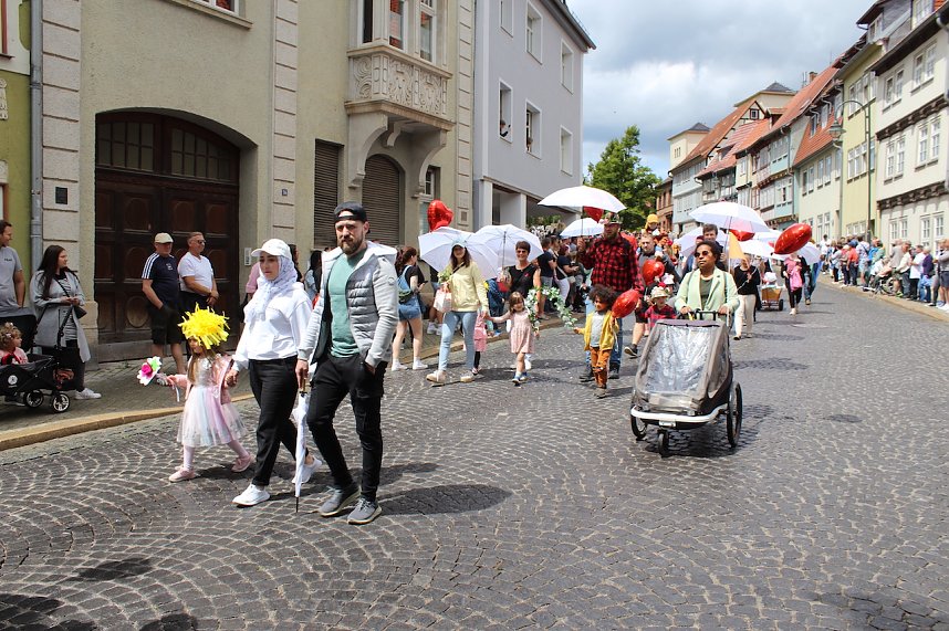 Gro&szlig;er festlicher Umzug zum 211. Brunnenfest in Bad Langensalza