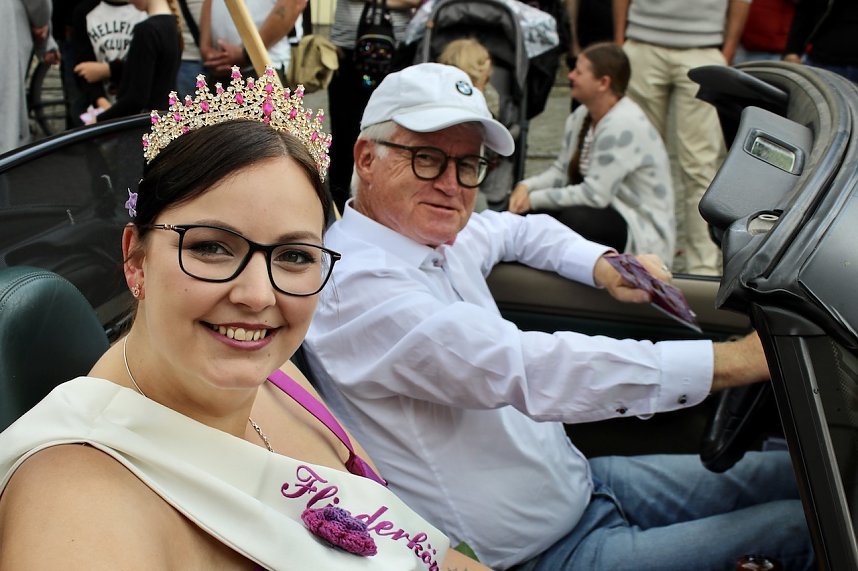 Farbenfroher Festumzug zum 211. Brunnenfest in Bad Langensalza
