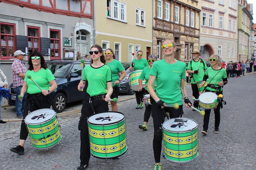 Farbenfroher Festumzug zum 211. Brunnenfest in Bad Langensalza
