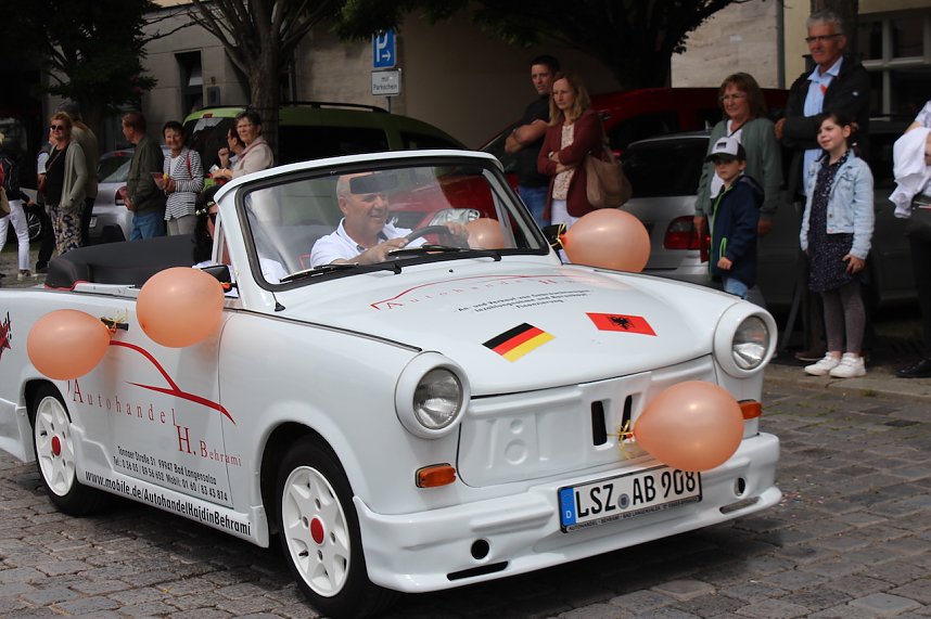 Farbenfroher Festumzug zum 211. Brunnenfest in Bad Langensalza