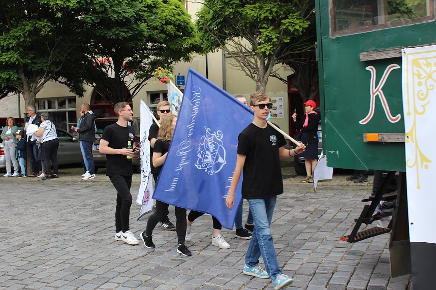 Farbenfroher Festumzug zum 211. Brunnenfest in Bad Langensalza