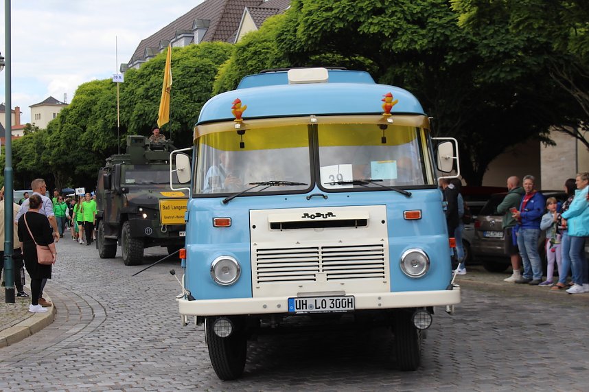 Farbenfroher Festumzug zum 211. Brunnenfest in Bad Langensalza