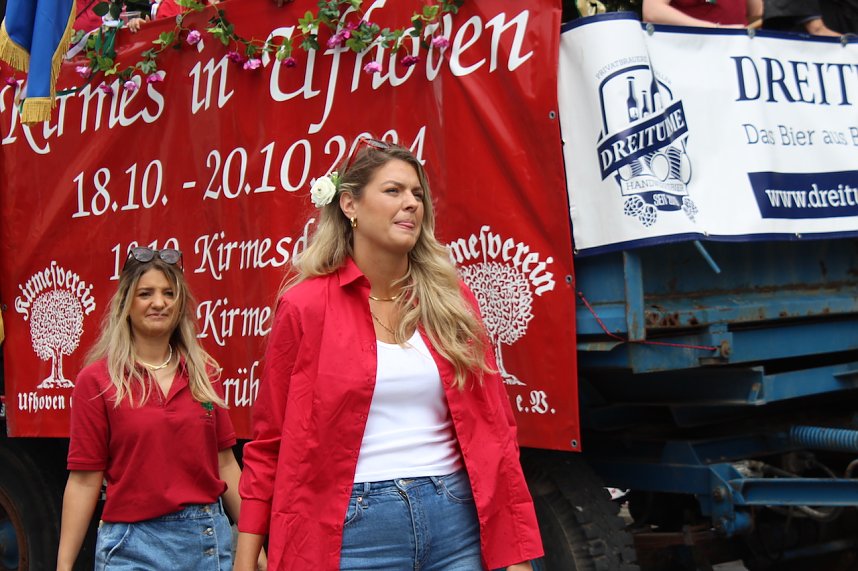 Farbenfroher Festumzug zum 211. Brunnenfest in Bad Langensalza