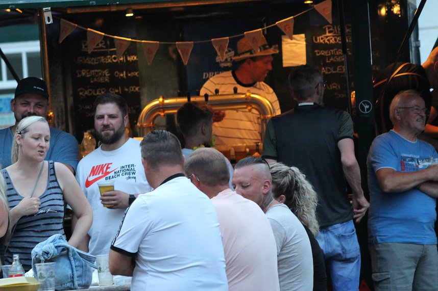 Public Viewing auf dem Neumarkt in Bad Langensalza zum Achtelfinalspiel der EM 2024 - Deutschland gegen D&auml;nemark