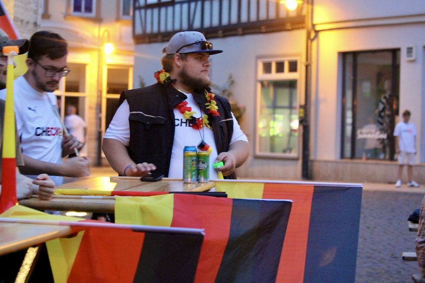Public Viewing auf dem Neumarkt in Bad Langensalza zum Achtelfinalspiel der EM 2024 - Deutschland gegen D&auml;nemark